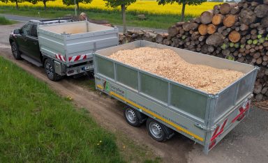 Hackschnitzelverkauf mit Hackschnitzellieferung oder Selbstabholung